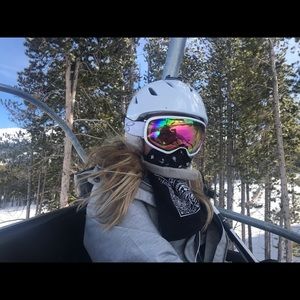 Meet your Posher, Lexi